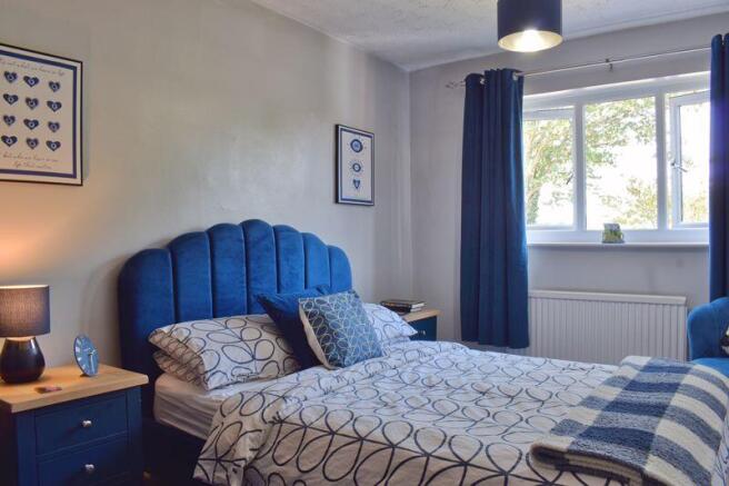 bed 1
