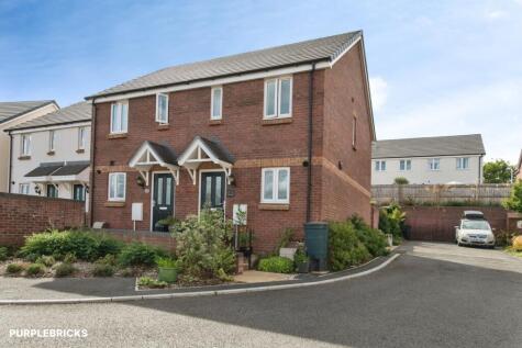 Alfred Close, Cullompton, EX15