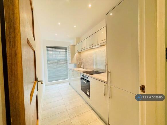 Fully Refurbished Kitchen