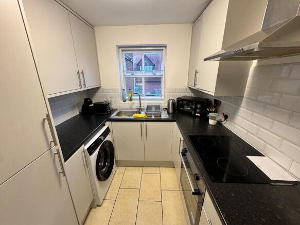 KITCHEN ALT