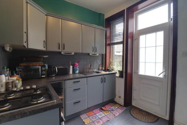 3 bed Terraced for sale Image 6