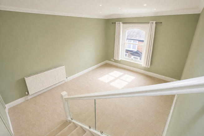 Bright and airy u...