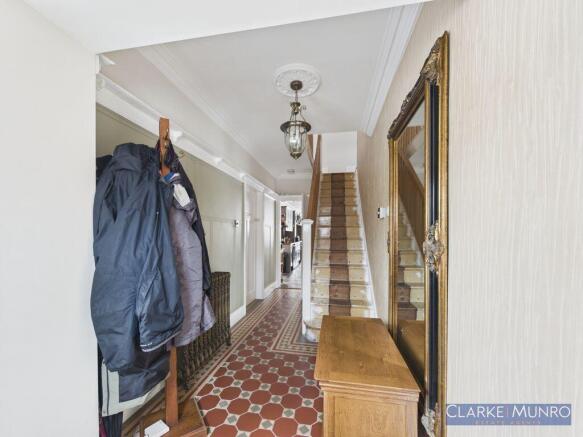 4 bed Semi-Detached for sale Image 12
