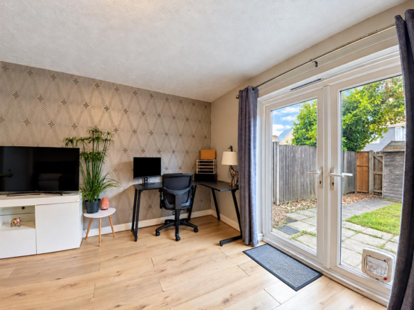 Frenesi Crescent, Bury St. Edmunds photo 4