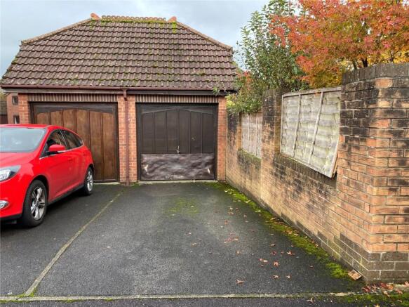 Garage & Parking
