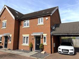 35, Rosen Crescent, Brentwood CM13 2TU