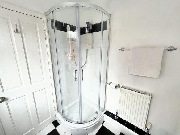 Shower Room (Downstairs)