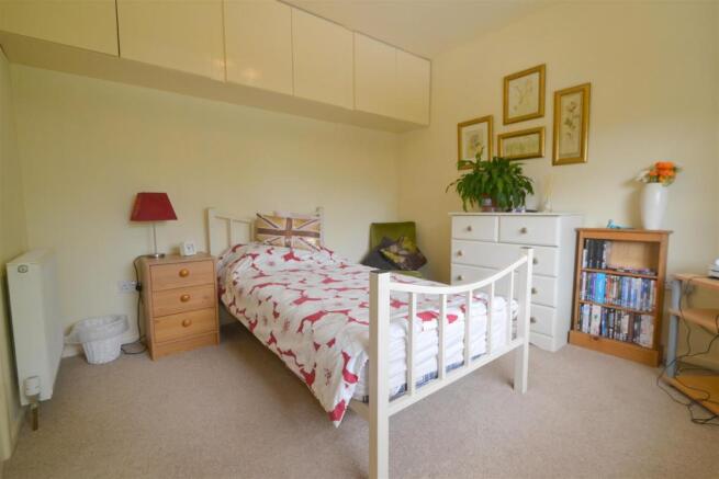 bed4.JPG