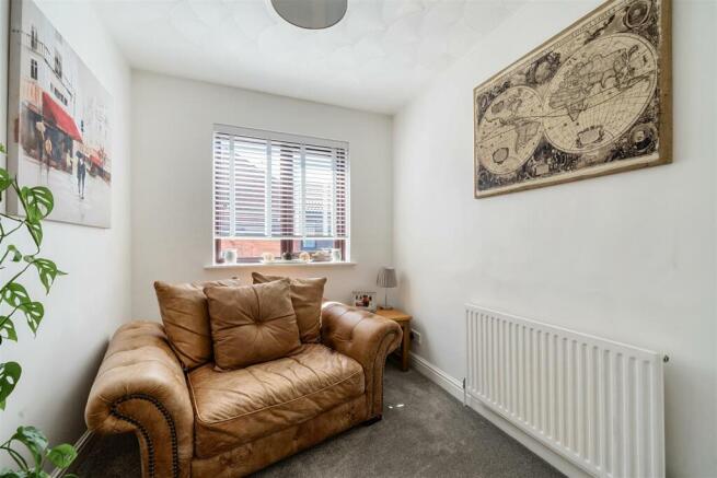 4 The Maples, Daventry