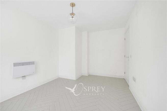 3 bed House to rent Image 8
