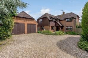 Springfield, Wickens Corner, Beenham, Reading RG7 5NH