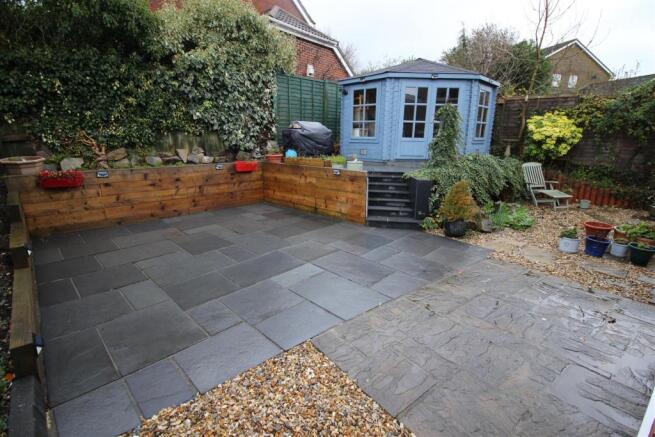 Landscaped Garden & Summer House