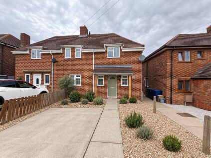 56 Potton Road, St Neots, PE19 2NN