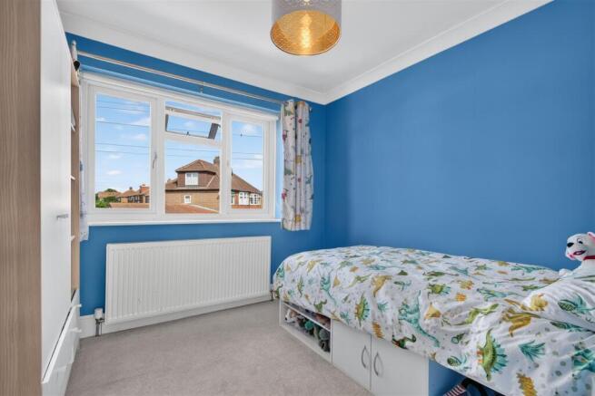 5 bed Semi-Detached for sale Image 12