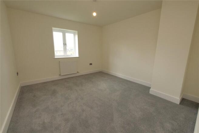 3 bed Semi-Detached for sale Image 8