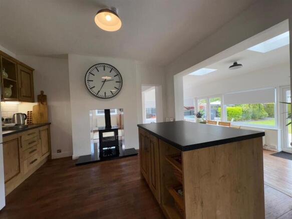 Chantry House, 32 Ainderby Road, Romanby, Northallerton photo 4