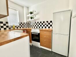 31, Howard Close, Luton LU3 2PG