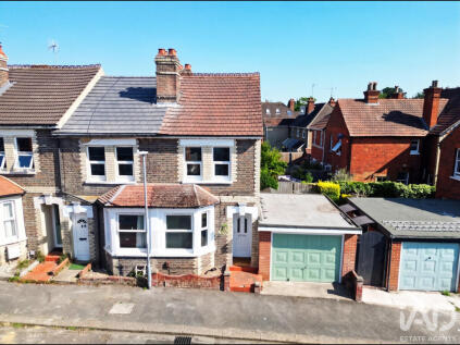 Lennox Road, Reading, RG6