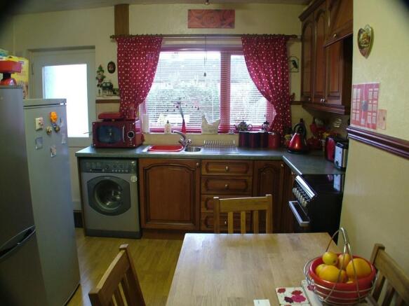 Photo 3