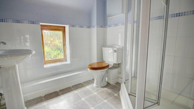 En Suite to Bedroom One