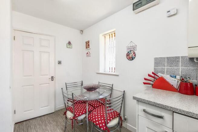 2 bed Detached Bungalow for sale Image 8