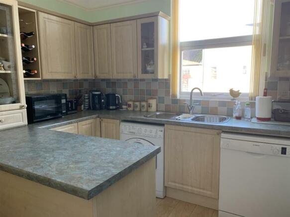 Kitchen.jpg