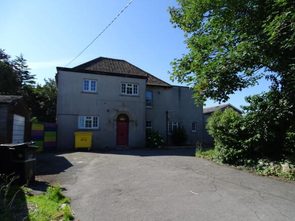 Photo 10