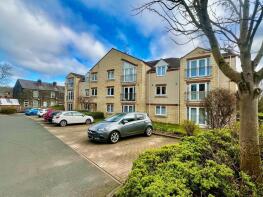 18, 205 Woodside Court, Broadgate Lane, Horsforth, Leeds LS18 5BS