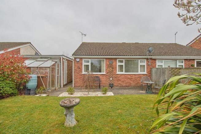 Cambridge Drive, Desford 10.jpg