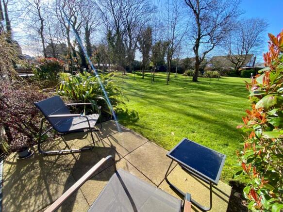 1 bed Flat for sale Image 11