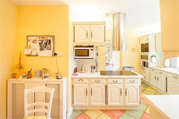 Breakfast Kitchen