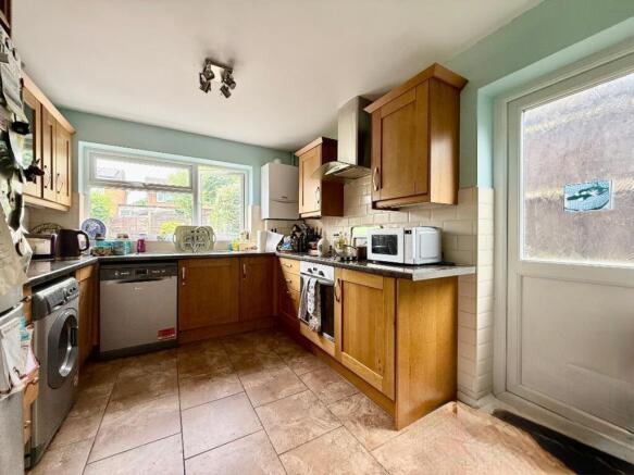 Brompton Close, Luton, LU3 photo 2