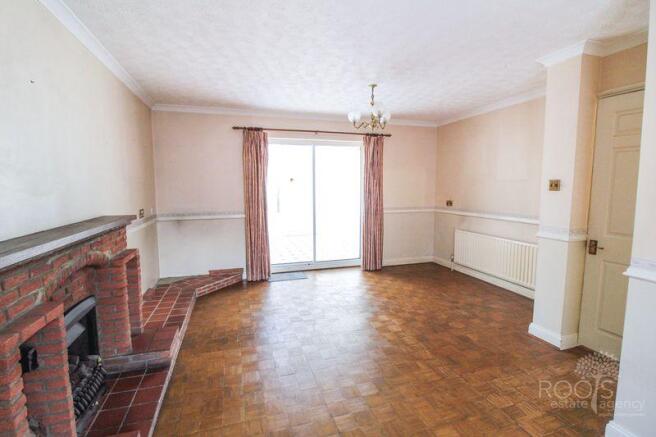 Living room pic 2