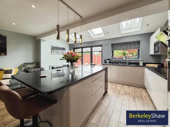 Kitchen/Living/Dining