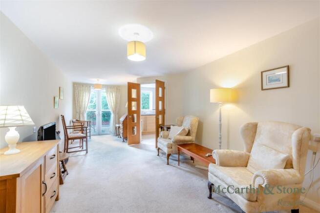 8701022-interior09.jpg