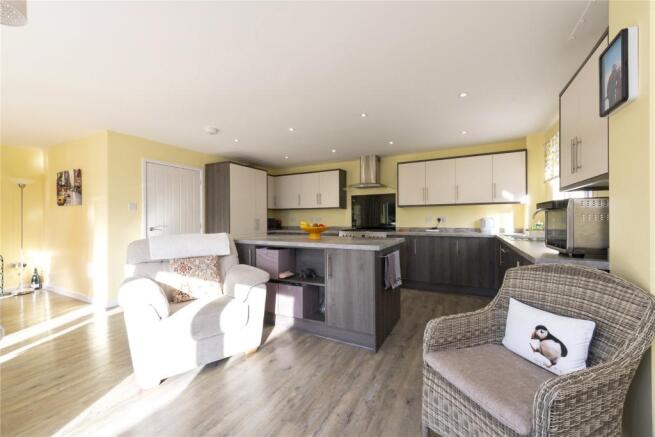 Living/Kitchen