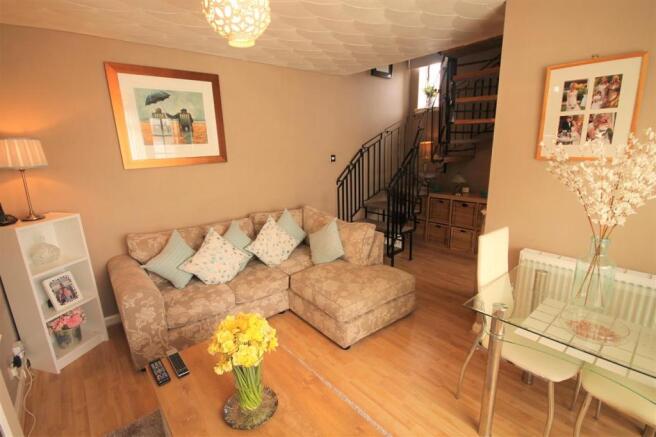 Lounge (aspect 2)