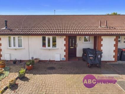 Hallfield Park, Great Sutton, Ellesmere Port, CH66 3TA