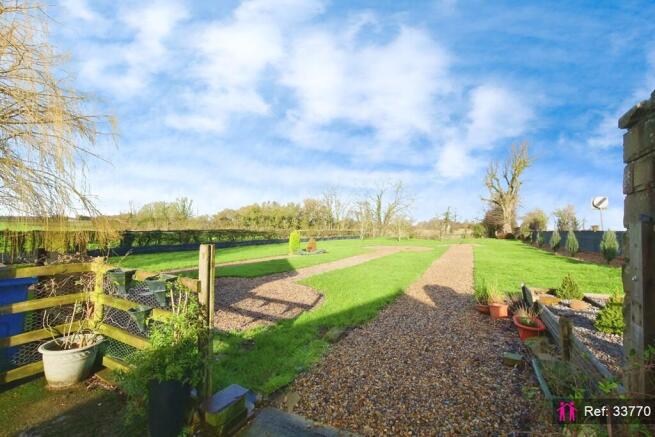 3 bed Detached Bungalow for sale Image 3