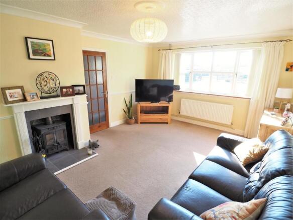 Generous Lounge 180