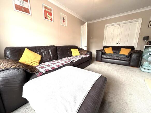 Capesthorne Road, Hazel Grove photo 4
