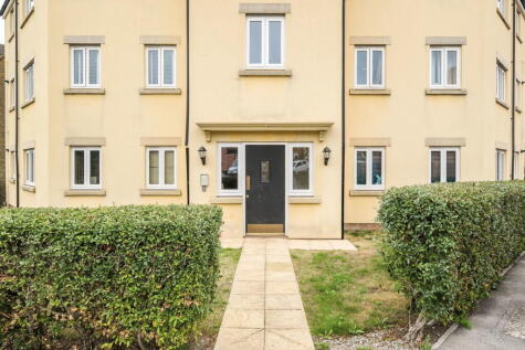 Swaledale Road, Warminster BA12 8FJ