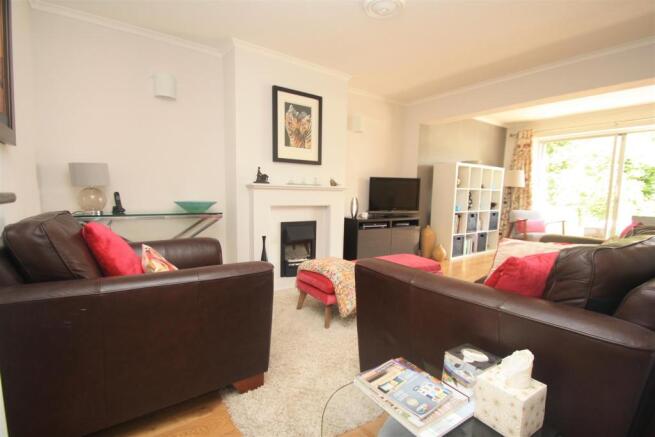 family room a.JPG