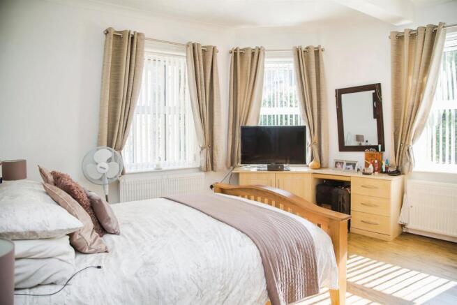 3 bed Detached for sale Image 9