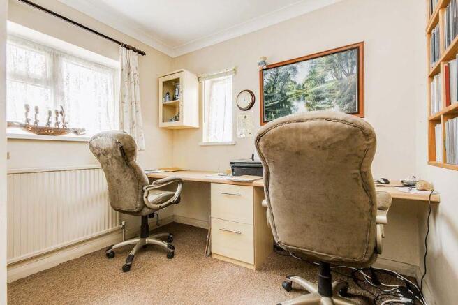 Bedroom/Study 