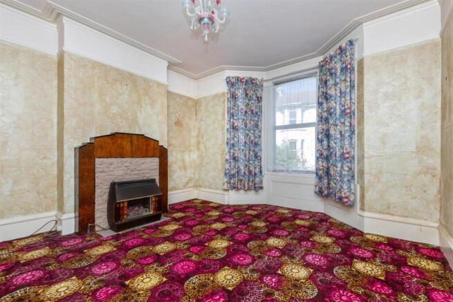 Queens Park Road-1.jpg