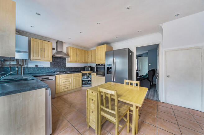 1406002-8-697b554...