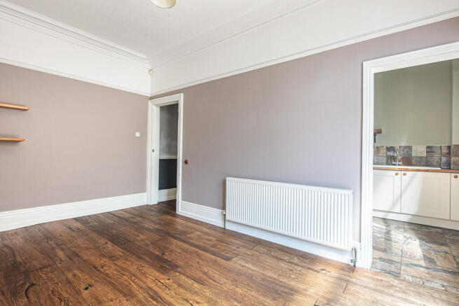 4 bed Terraced for sale Image 9