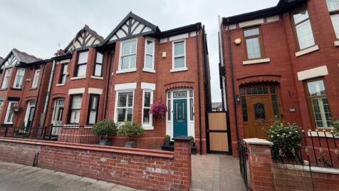10, Ainsdale Grove, Reddish