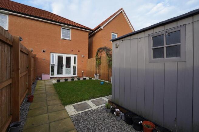 2 bed Terraced for sale Image 10